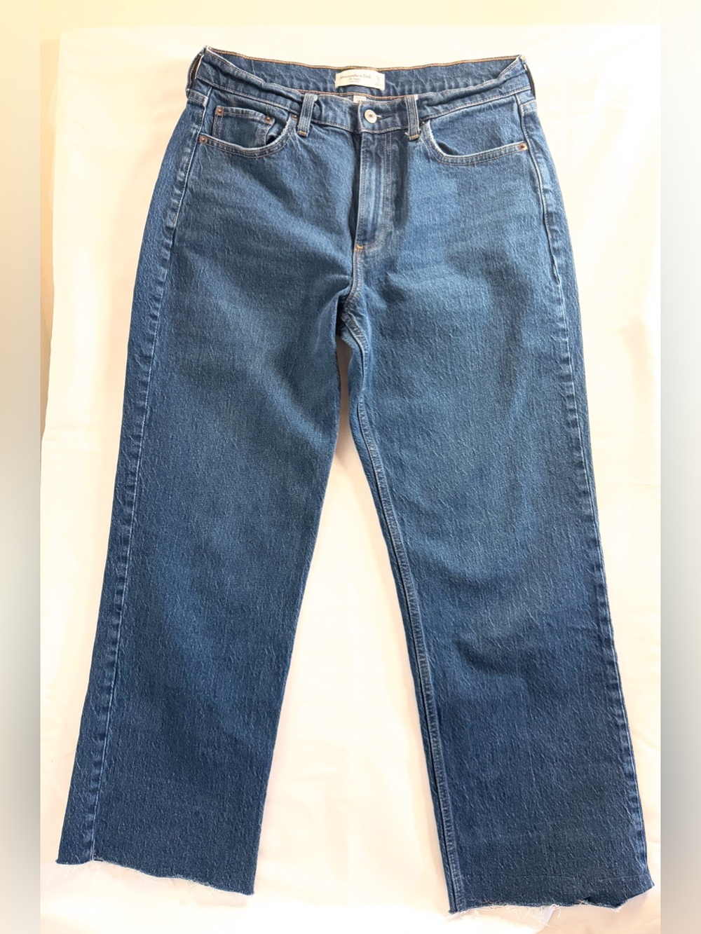 Abercrombie Curve Love The Baggy Low Rise Jeans Raw Hem 28 Short